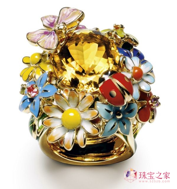 {Ԏ׃RпյĄ(chung)⣬Dior߼錚OӋVictoire de Castellaneһo˳XFQԹ@Gò