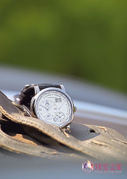 ԼôąِDavid Cohen_ɭ犱ƷʸWilhelm SchmidϽ^FĪƷһöһoLANGE 1 TIME ZONEêƷһv1993a(chn)Figoni⚤Alfa Romeo 6C 1750 GSpT܇