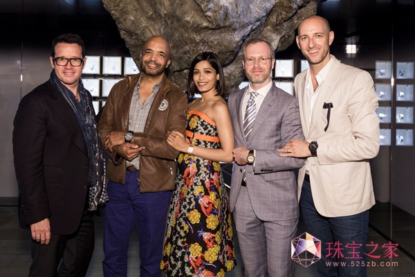 ۱˕rӋFrançois-Henry Bennahmias۱˶ɆTOlivier AudemarsŮ݆TģFrieda Pinto۱˱Xavier Nolot۱ЈINOTim Sayler‎