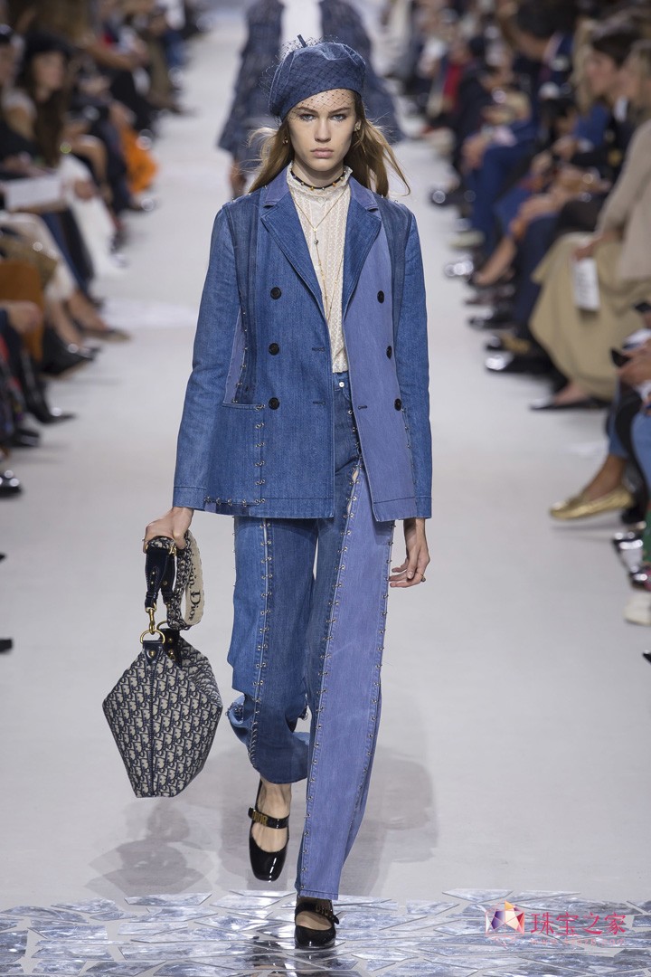 ʶˣChristian Dior 2018ϵЕr(sh)b