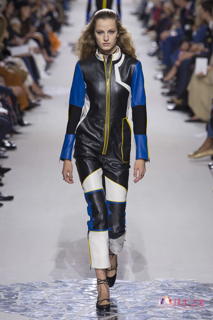 ʶˣChristian Dior 2018ϵЕr(sh)b