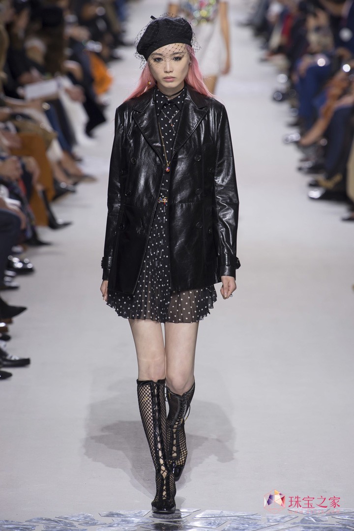 ʶˣChristian Dior 2018ϵЕr(sh)b