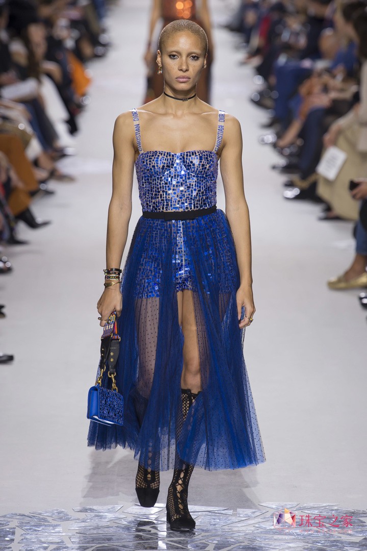Dior   r(sh)b ϊWŮb ˇg(sh) r(sh)b