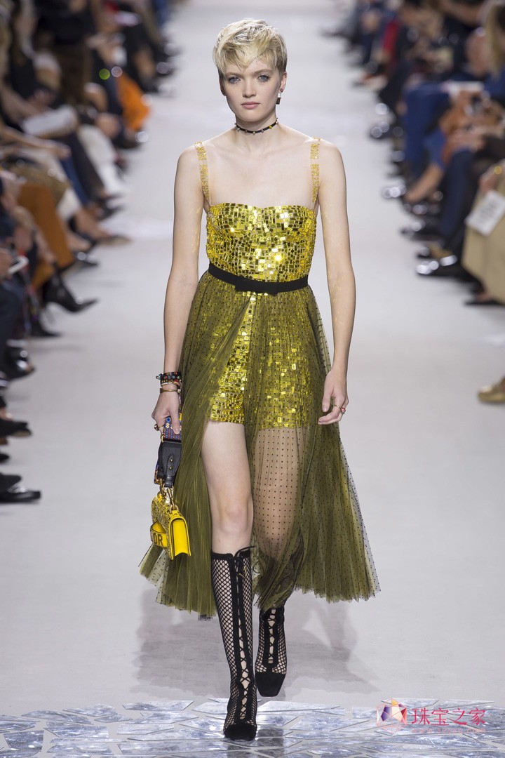 Dior   r(sh)b ϊWŮb ˇg(sh) r(sh)b