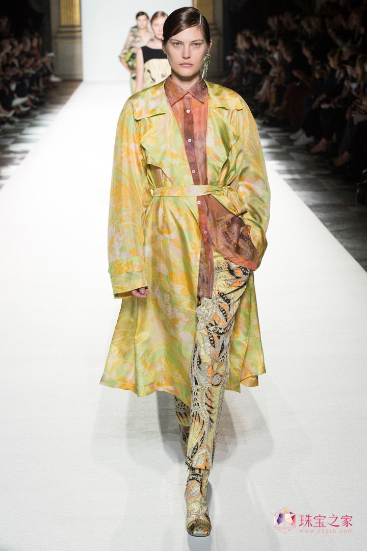 r(sh)ֲʧˇg(sh)ϢDries Van Noten 2018ϵЕr(sh)b