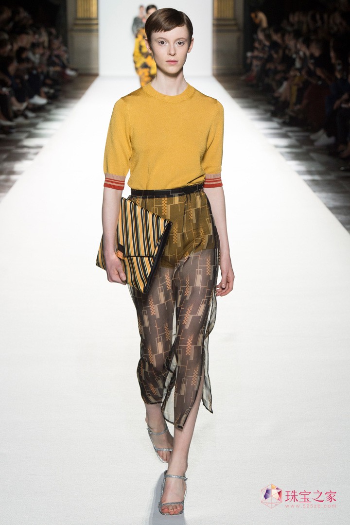r(sh)ֲʧˇg(sh)ϢDries Van Noten 2018ϵЕr(sh)b